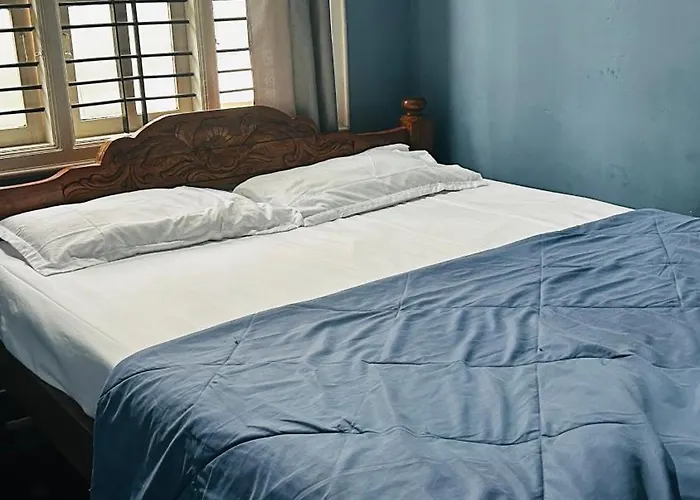 Raghav\'S Guest House